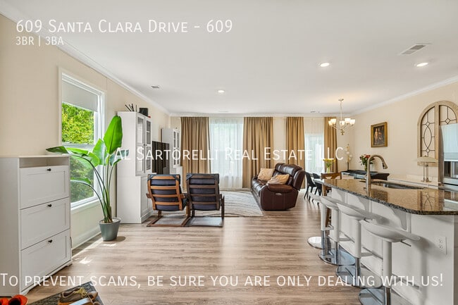 Photo - 609 Santa Clara Dr