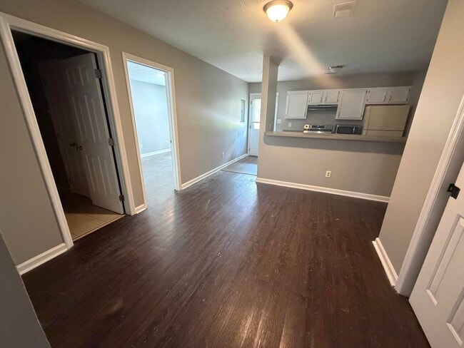 Photo - 205 Joey Way Unit B