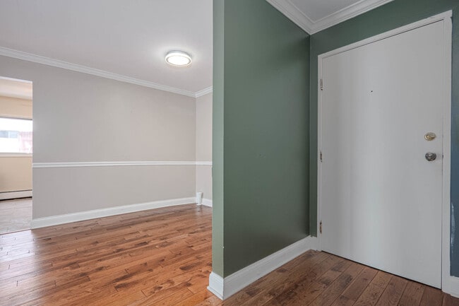 Photo - 685 E Fullerton Ave Unit 201