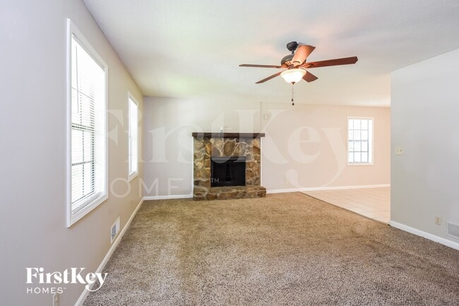 Photo - 1781 Silver Leaf Ct SW