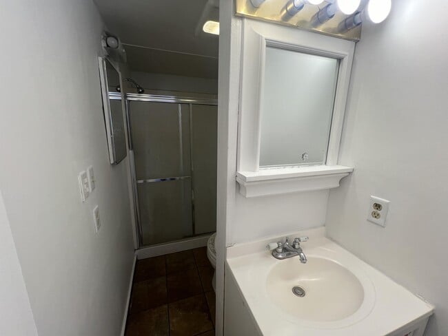 Photo - 5260 CA-49