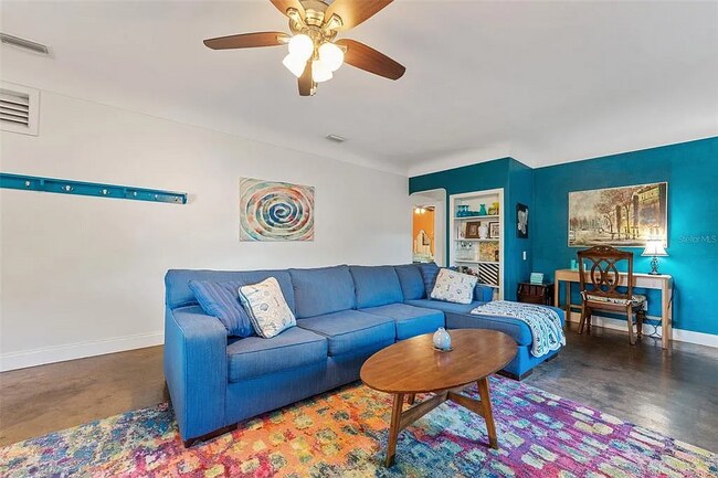 Photo - 1604 58th St S