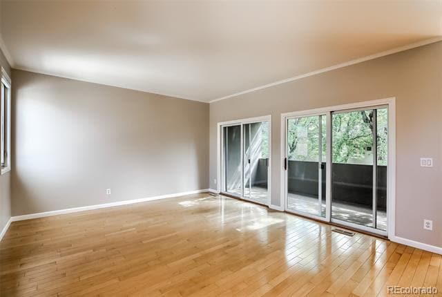 Photo - 217 S Jackson St