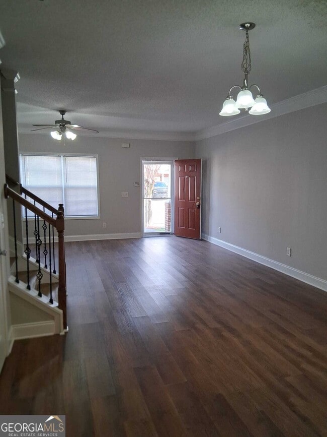 Photo - 2728 Halligan Point