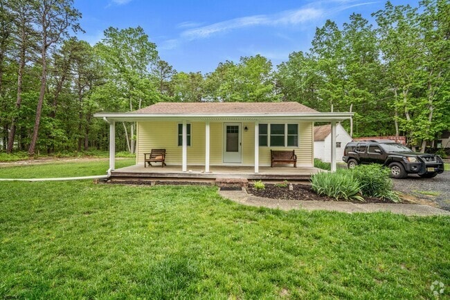 Building Photo - 623 W Shiller St Rental