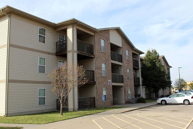 Photo - PORTER COMMONS