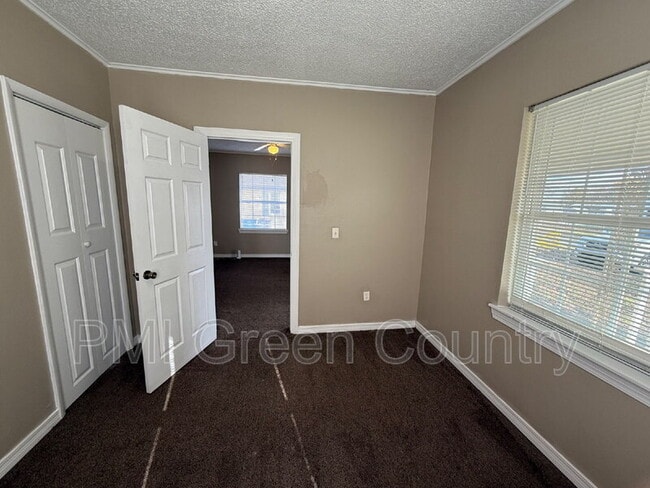 Photo - 408 S 48th W Ave