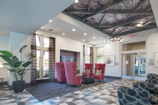 Resident Lounge - Sage Stone at Arrowhead Apartments