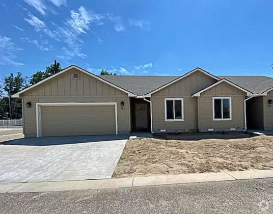 Building Photo - 298 Ash Loop Rental