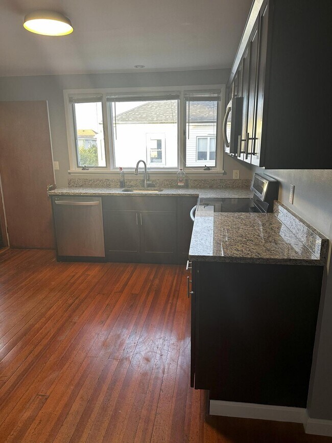 Photo - 62 Billings Ave Unidad 2