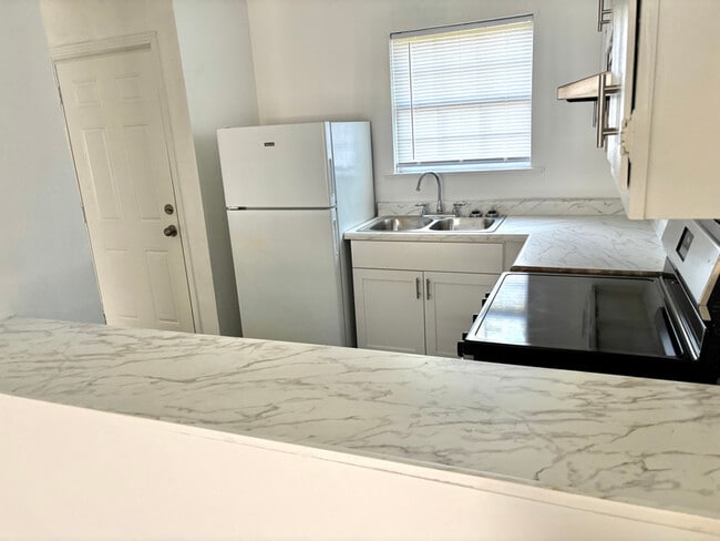 99 S 3rd St Unit 1