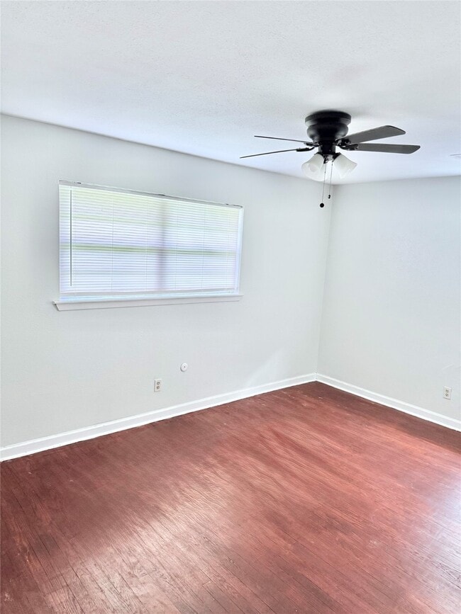 Photo - 1908 Peachwood Dr