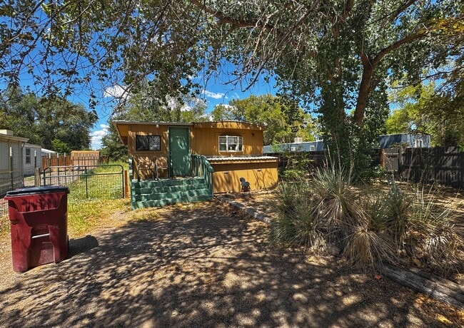 Photo - 127 Orchard Pl