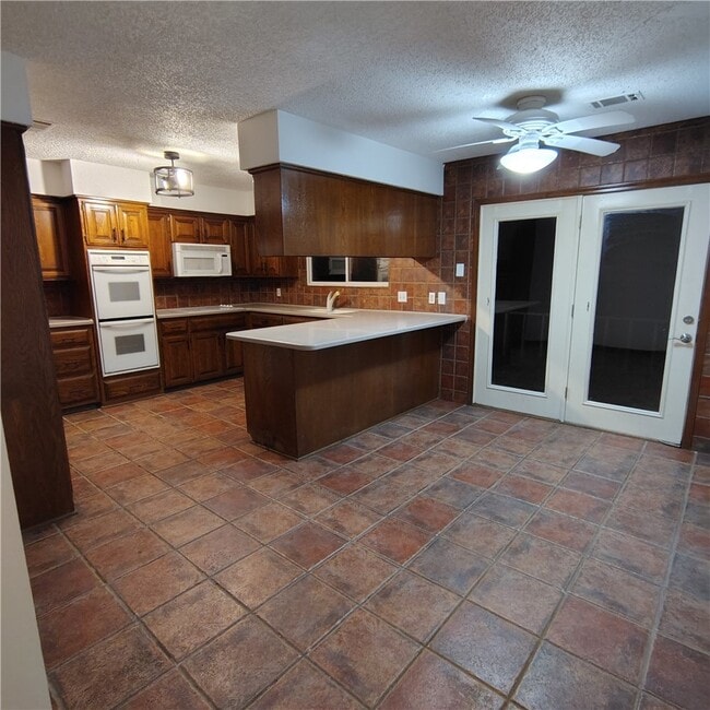 Photo - 3129 Glen Flora Way