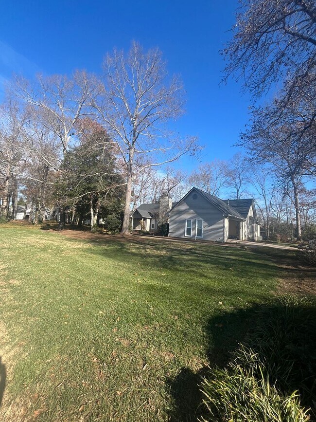 Photo - Beautiful 3 Bedroom 3 Bathroom Single Family Home