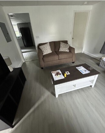 Photo - 353 Crescent St