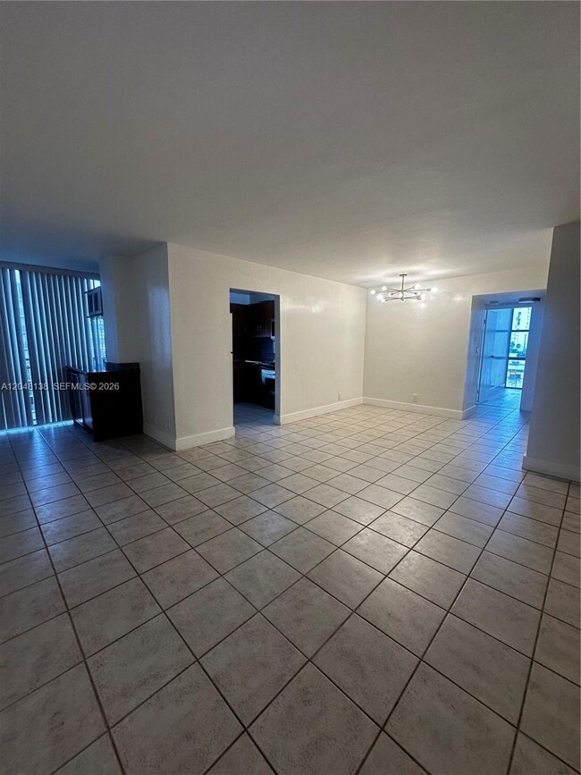 Photo - 16919 N Bay Rd Unidad 710