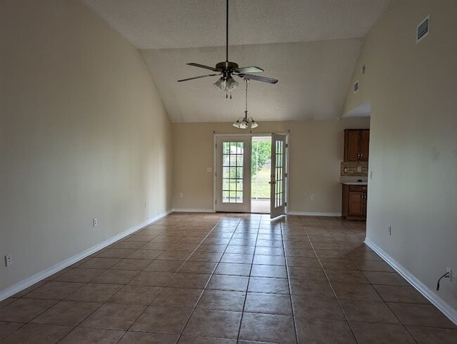 Photo - Three Bed Two Bath - Next to Magnolia School, Foley