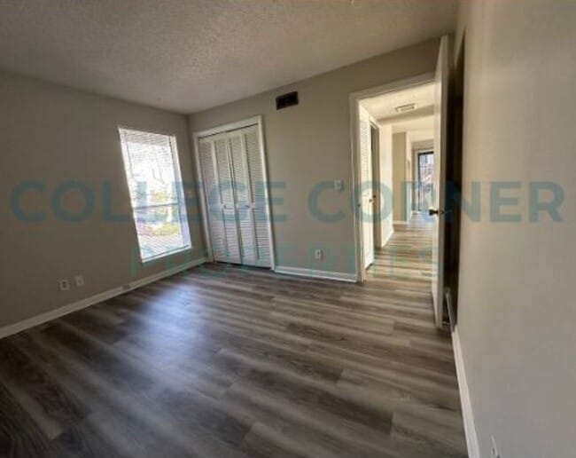 Photo - 130 Cedar Cove Ln