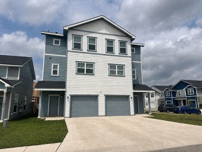 Building Photo - 13351 Rowdy Cove