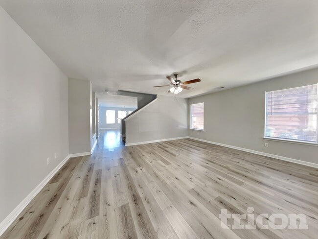 Photo - 10111 Victoria Falls Ln