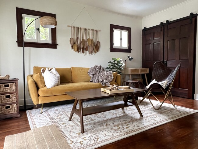 Living room - 5714 Virginia Ave