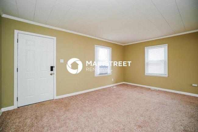 3 Bedroom Pet-Friendly Home in COLUMBUS, OH with Main Street Renewal