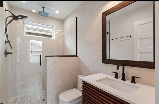 Photo - 151 Fain St