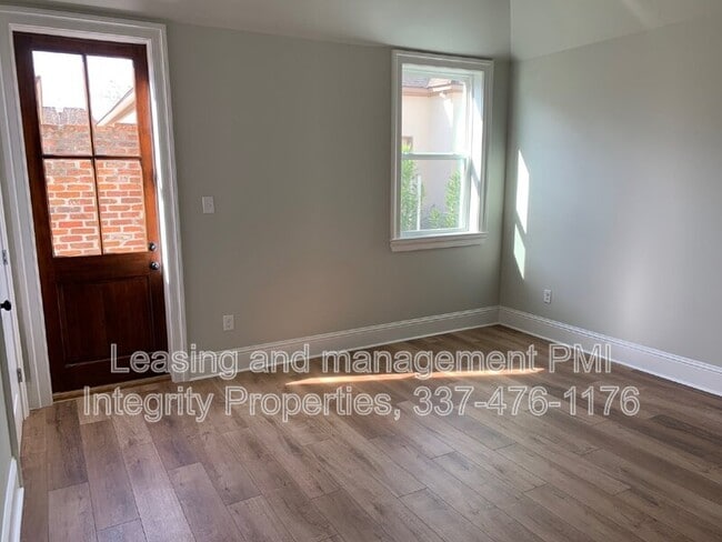 Photo - 104 Shirekeep Ln