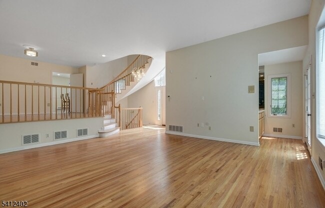 Photo - 4 Dearburn Ct