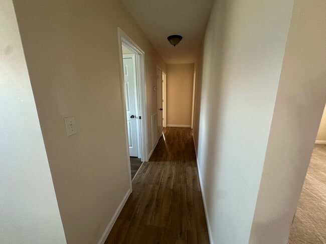Photo - 1110 W Main St