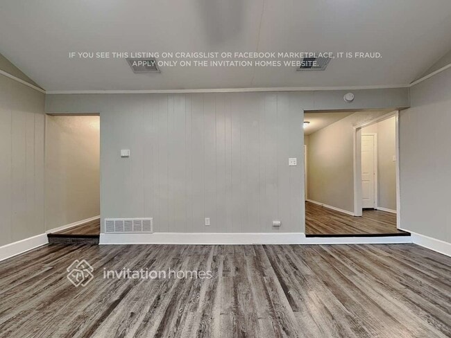 Photo - 747 James Cir