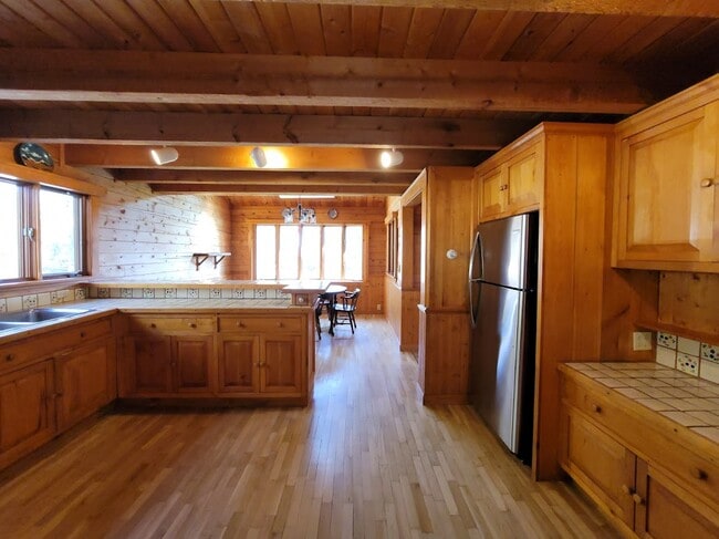 Photo - 6100 Burcher Rd