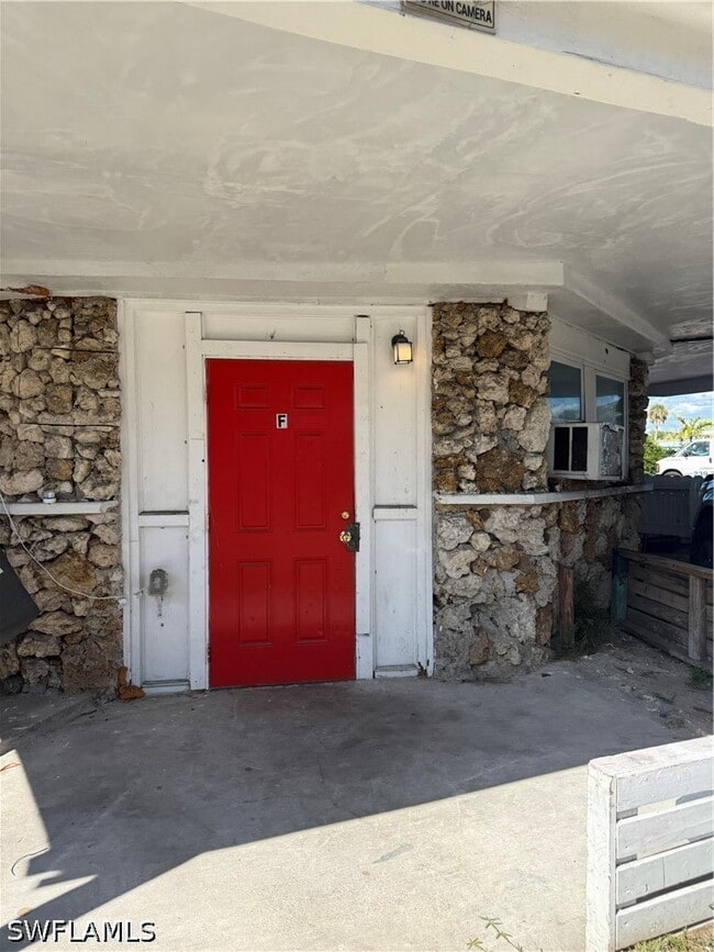 Photo - 1189 N Tamiami Trl