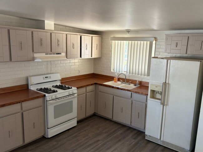 Photo - Classic Eastside 3/2 SFR