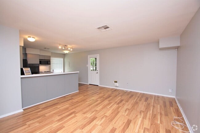 Building Photo - 010 BART Unit A Rental