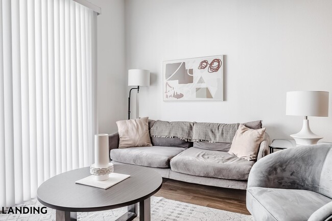 Building Photo - 515 Corso Ln