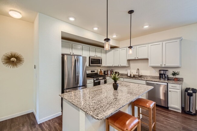 Cocina - 532 W Amherst Ave