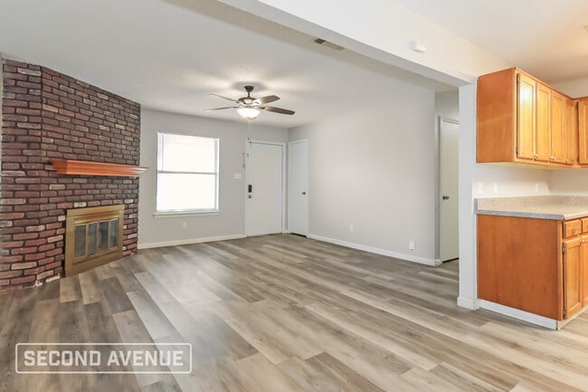 Photo - 622 Martingale Trail