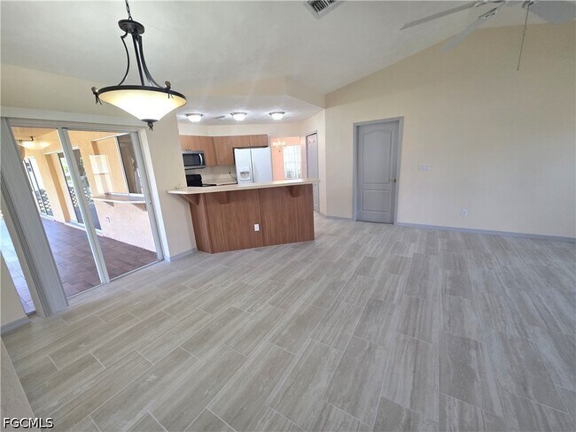 Photo - 4614 SW 9th Pl