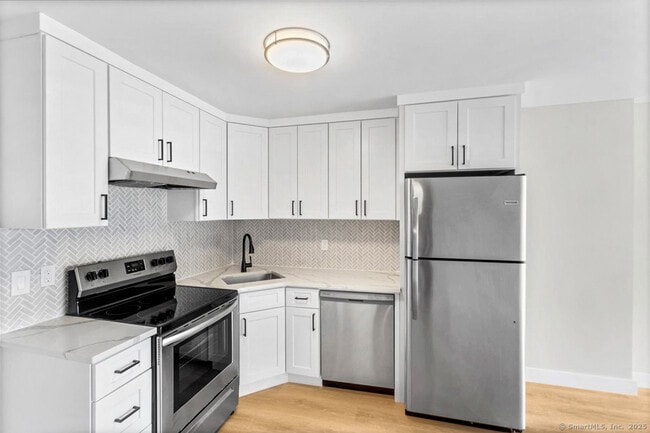 Photo - 135 Gold Star Hwy Apartment Unit 410