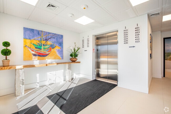 The Lofts at Maple & Main- Lobby - The Lofts at Maple & Main