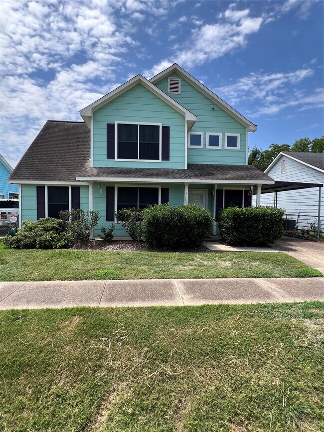 Photo - 4710 Salina St