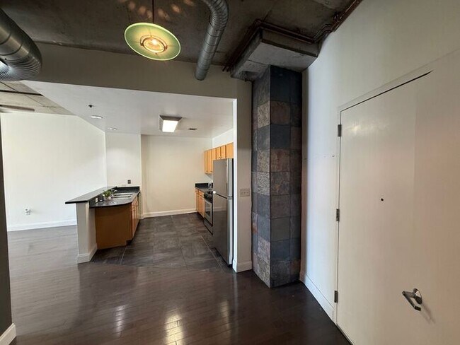 Photo - Modern Loft Living in the Heart of Downtow...