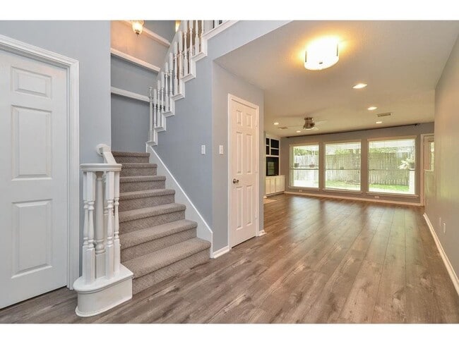 Photo - 6111 Dove Fern Ct