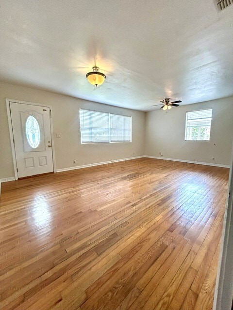 Photo - 3660 Eloise St