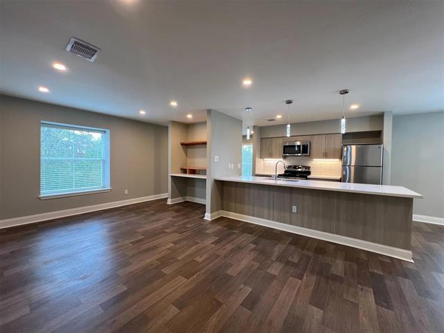 Photo - 8003 Woodway Dr