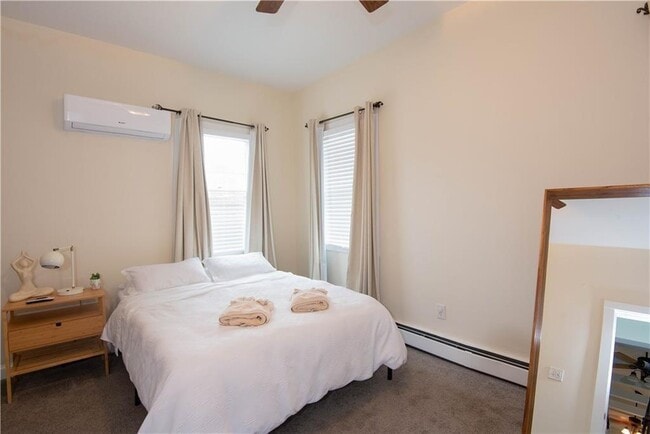 Photo - 391 Aquidneck Ave