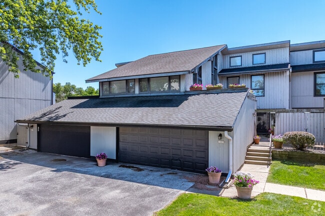 Fotografía del edificio - Apple Orchard Townhomes