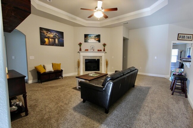 Photo - 670 Red Fern Rd House